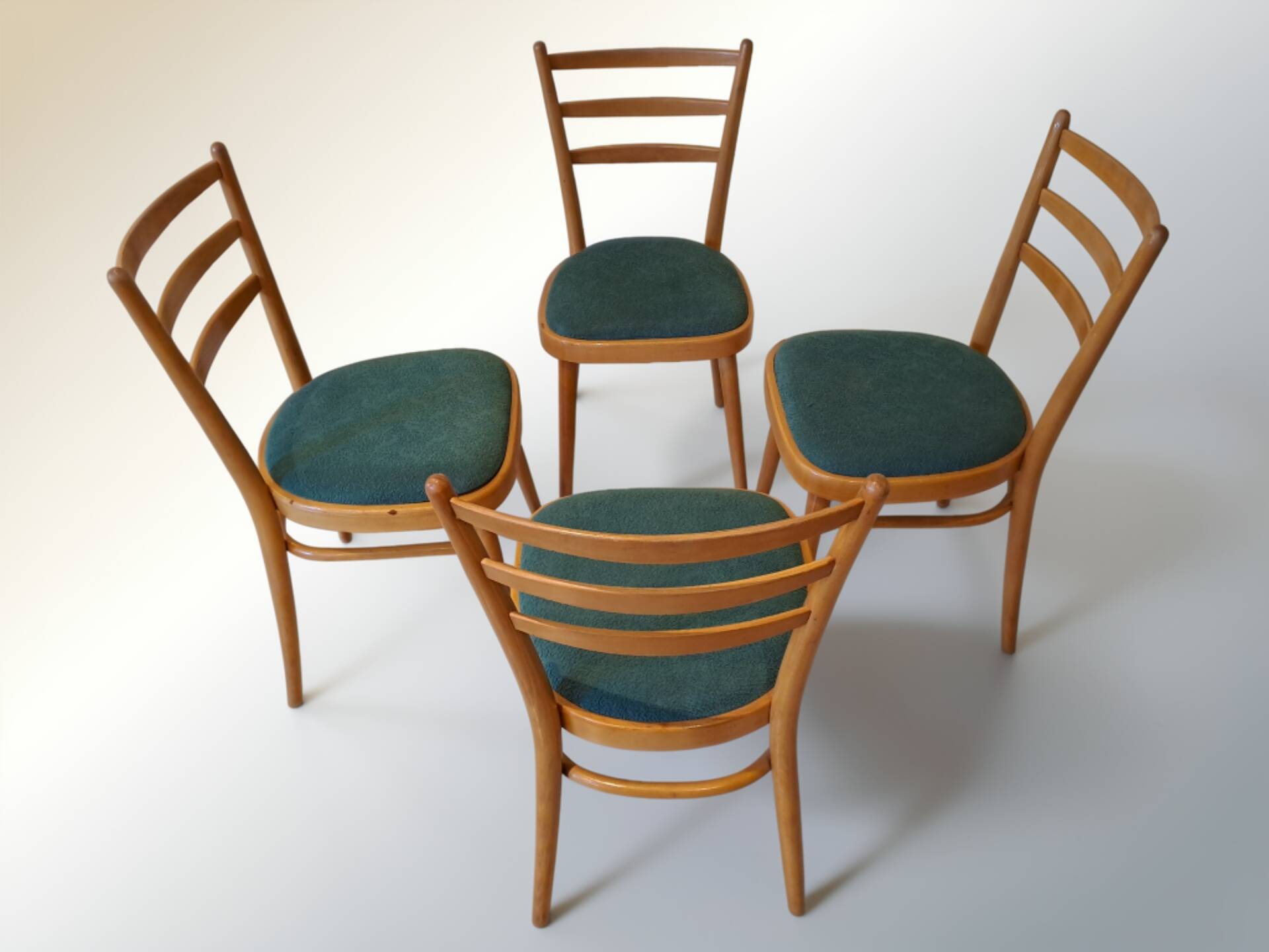 Set of 4 TON chairs, Czech vintage 1960s.