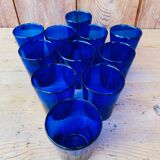 Set of 11 blue vintage glasses