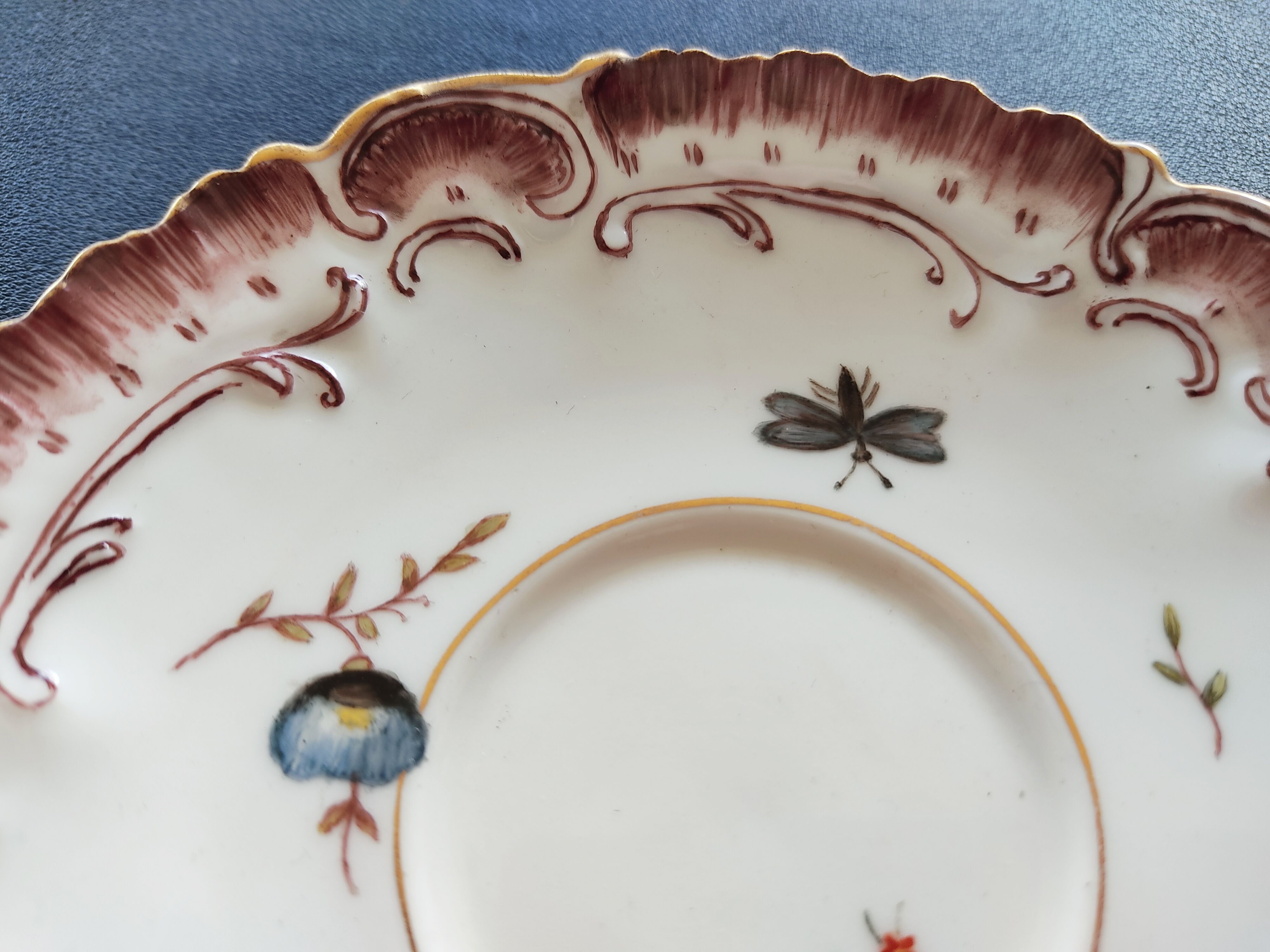 Late 19th century Limoges hand-painted undercuper of