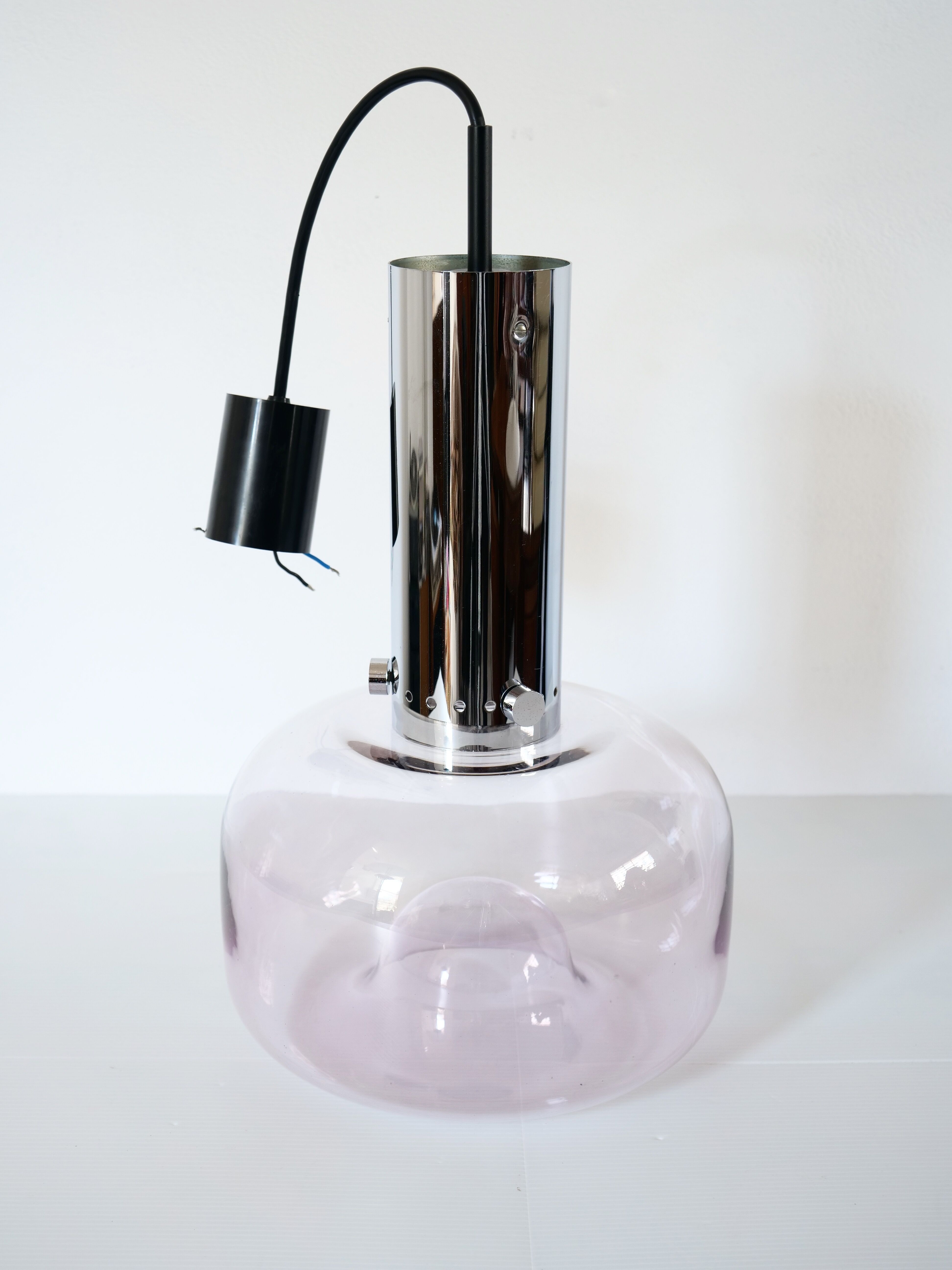 Organically shaped suspension glashütte limburg 1970