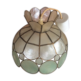 Mother-of-pearl suspension