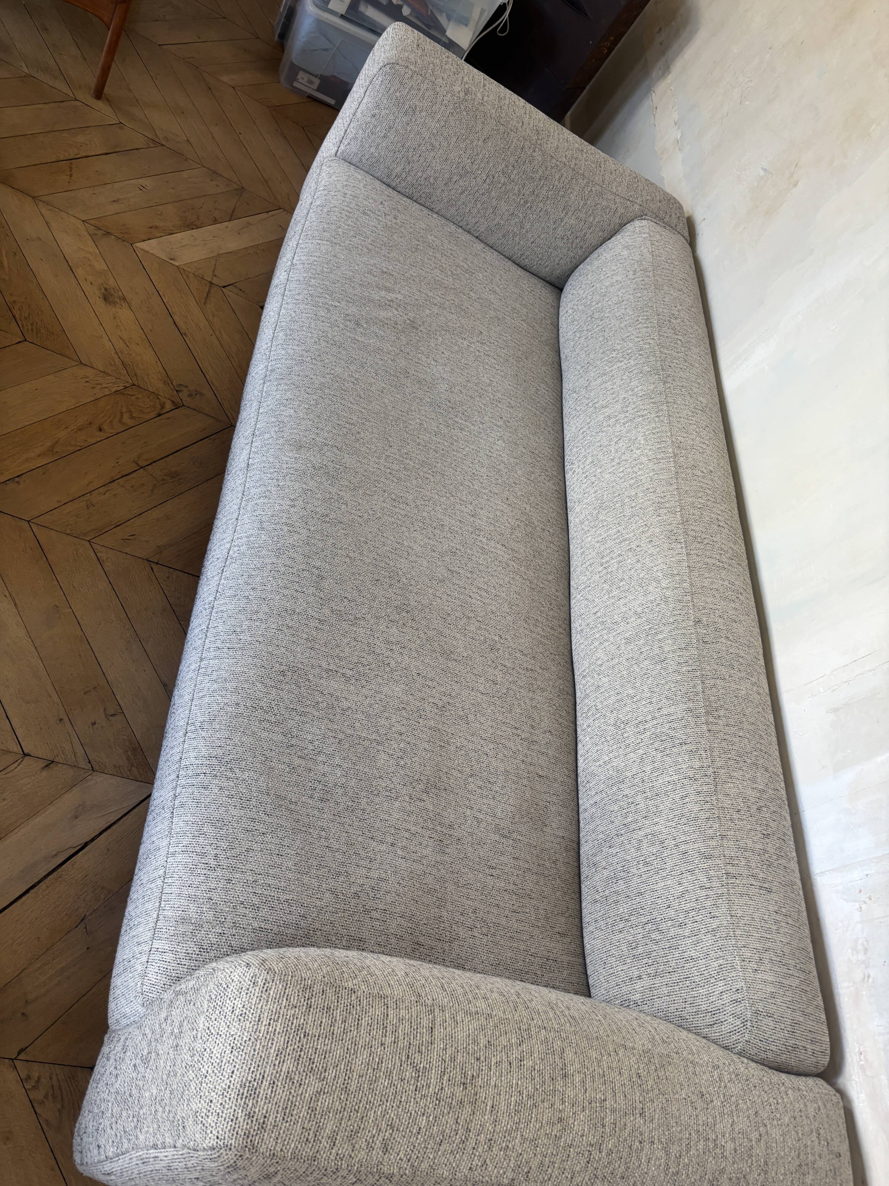 Zanotta sofa - cream herringbone wool fabric by Pierre Frey - 230 x 100 cm