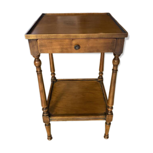 Table d'appoint de style
