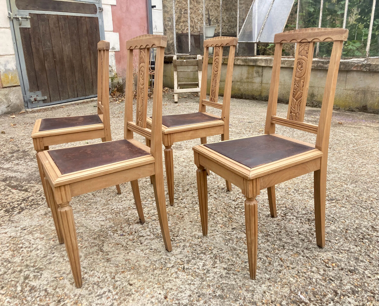 Lot de chaises