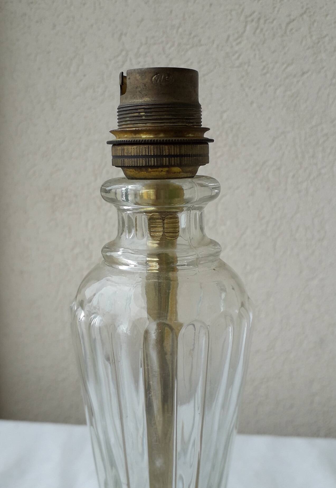 Pied de lampe en verre