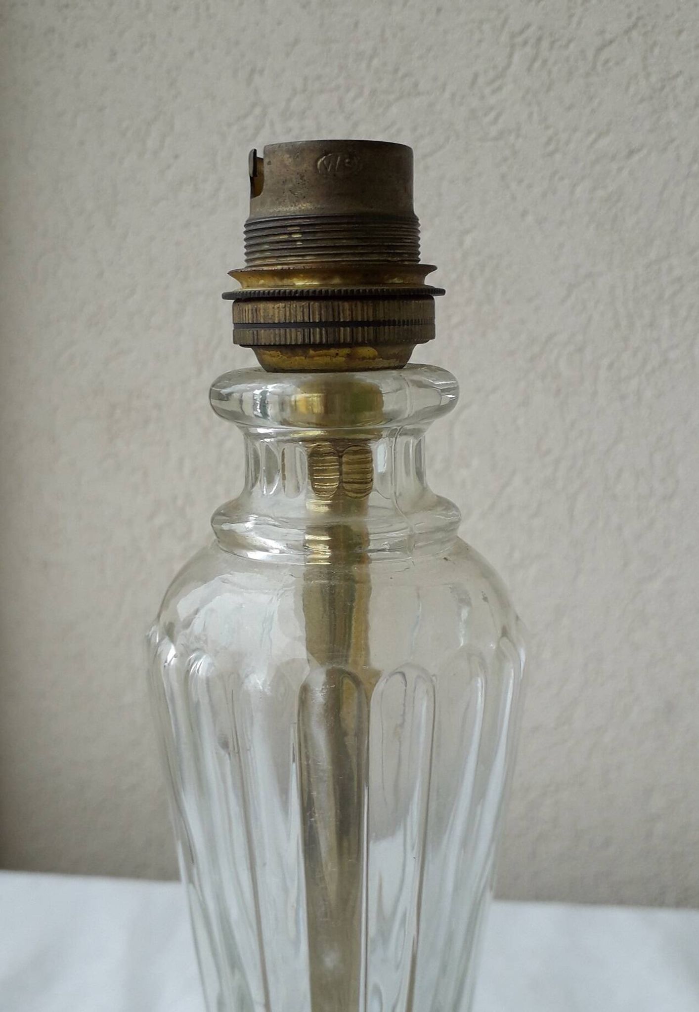 Pied de lampe en verre