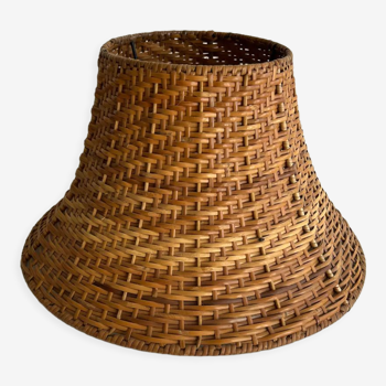 Rattan lampshade