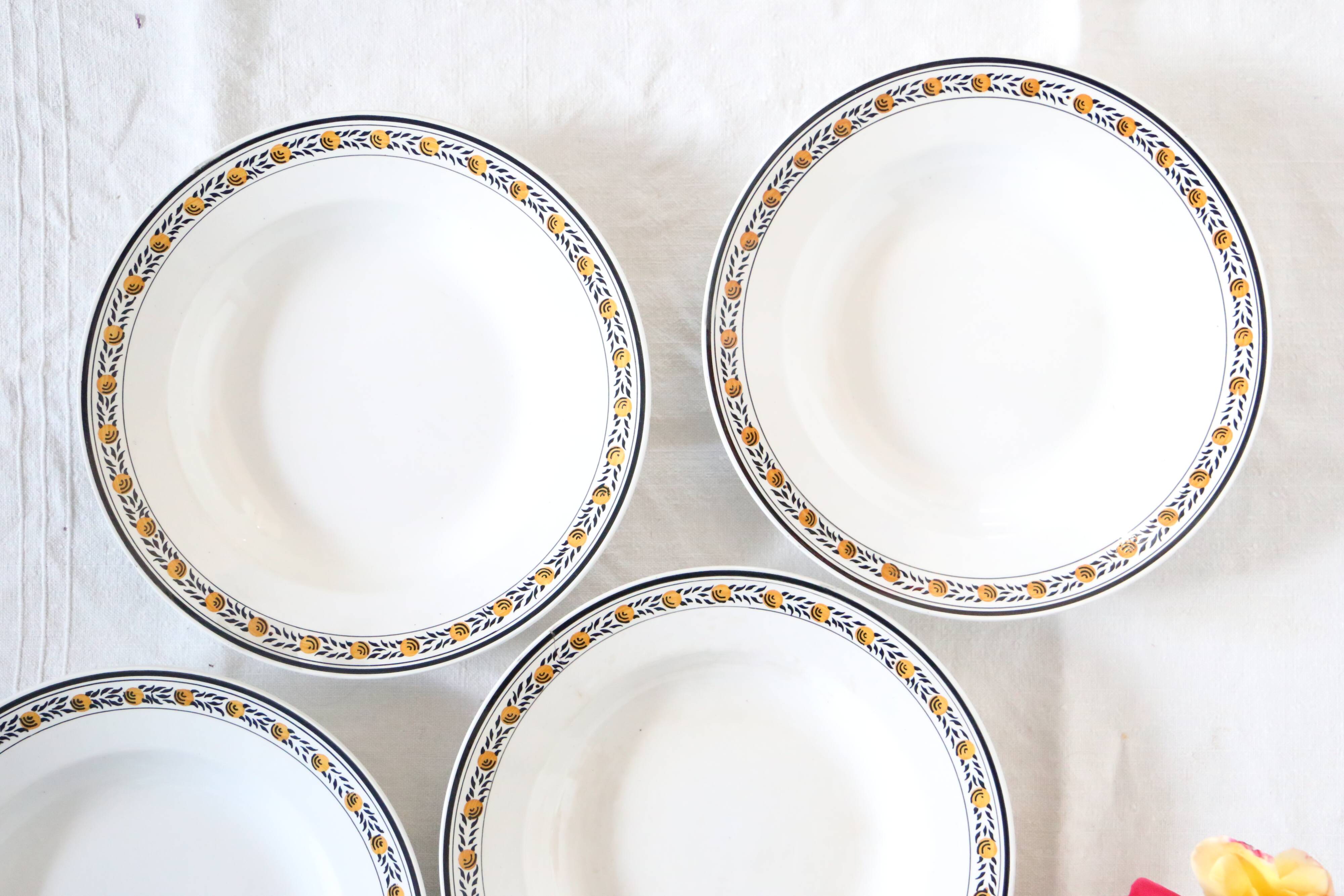 Ensemble de 6 assiettes creuses, Digoin Sarreguemines, modèle Valence