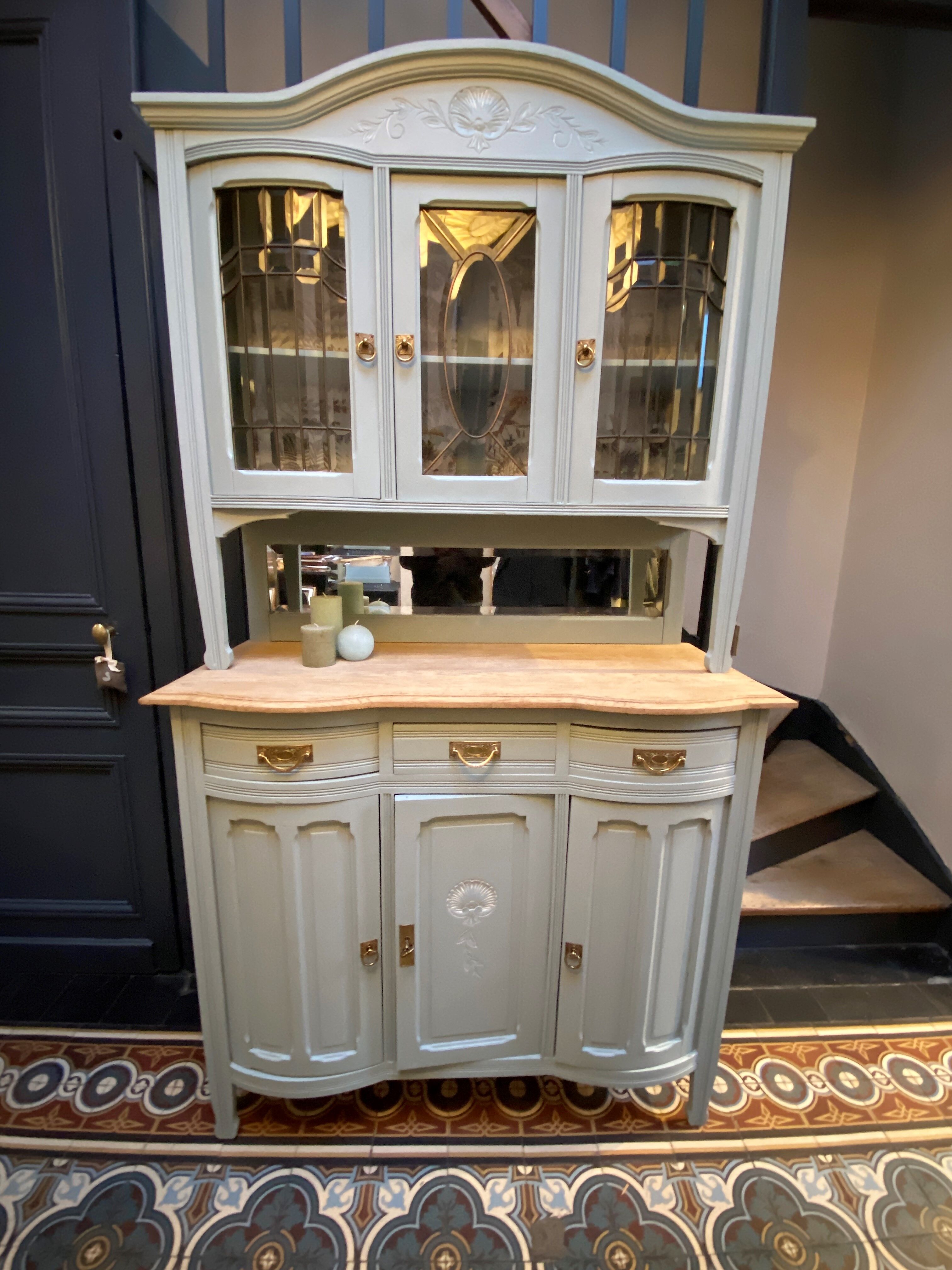 Two-body buffet cupboard