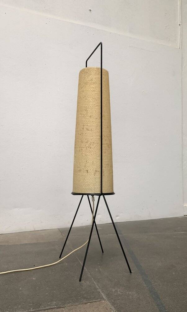 Mid-century minimalist floor lamp by Hesse Leuchten, 1960s.