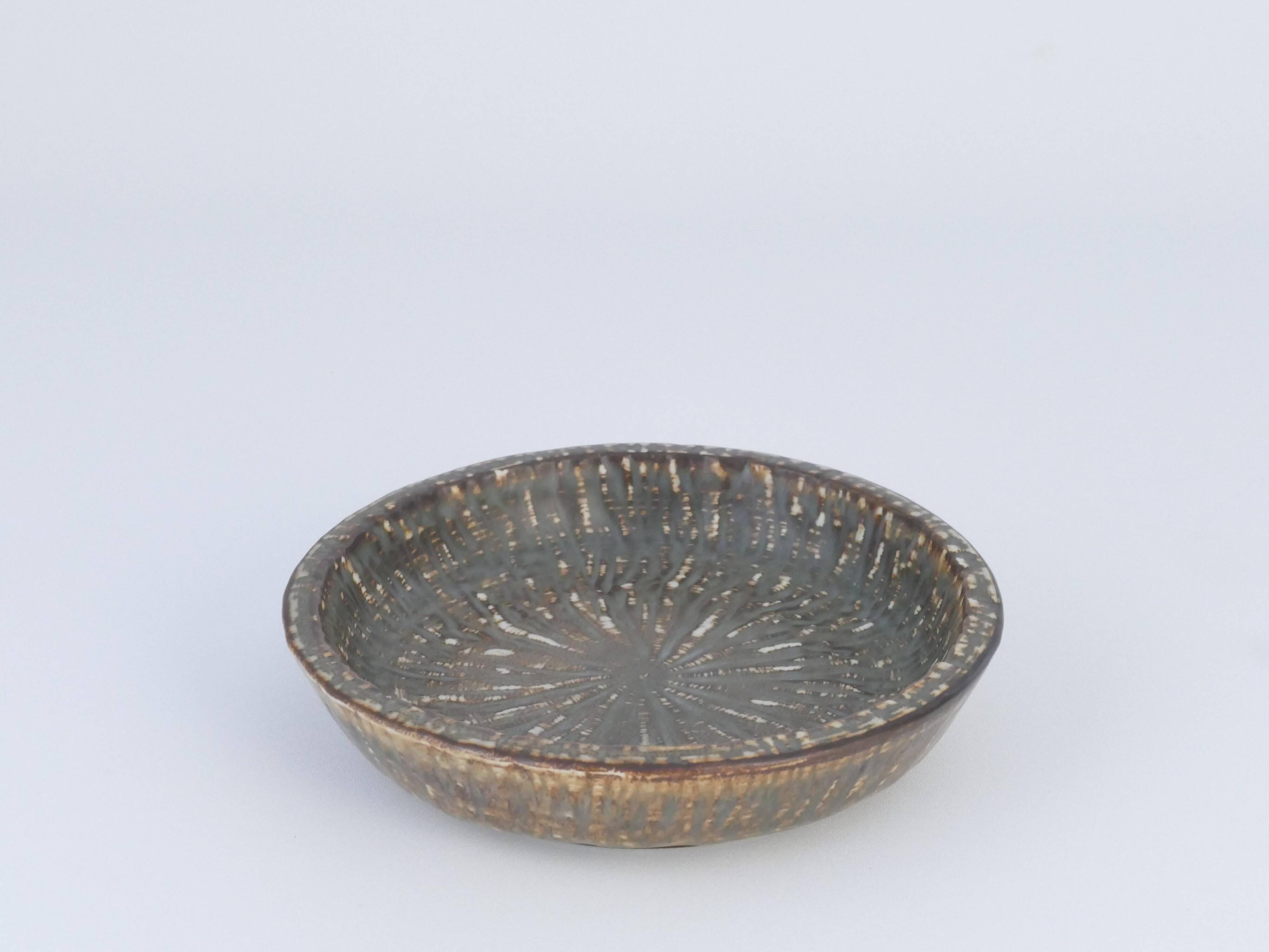 Mid-Century Modern Brown Stoneware Rubus Bowl by Gunnar Nylund for Rörstrand