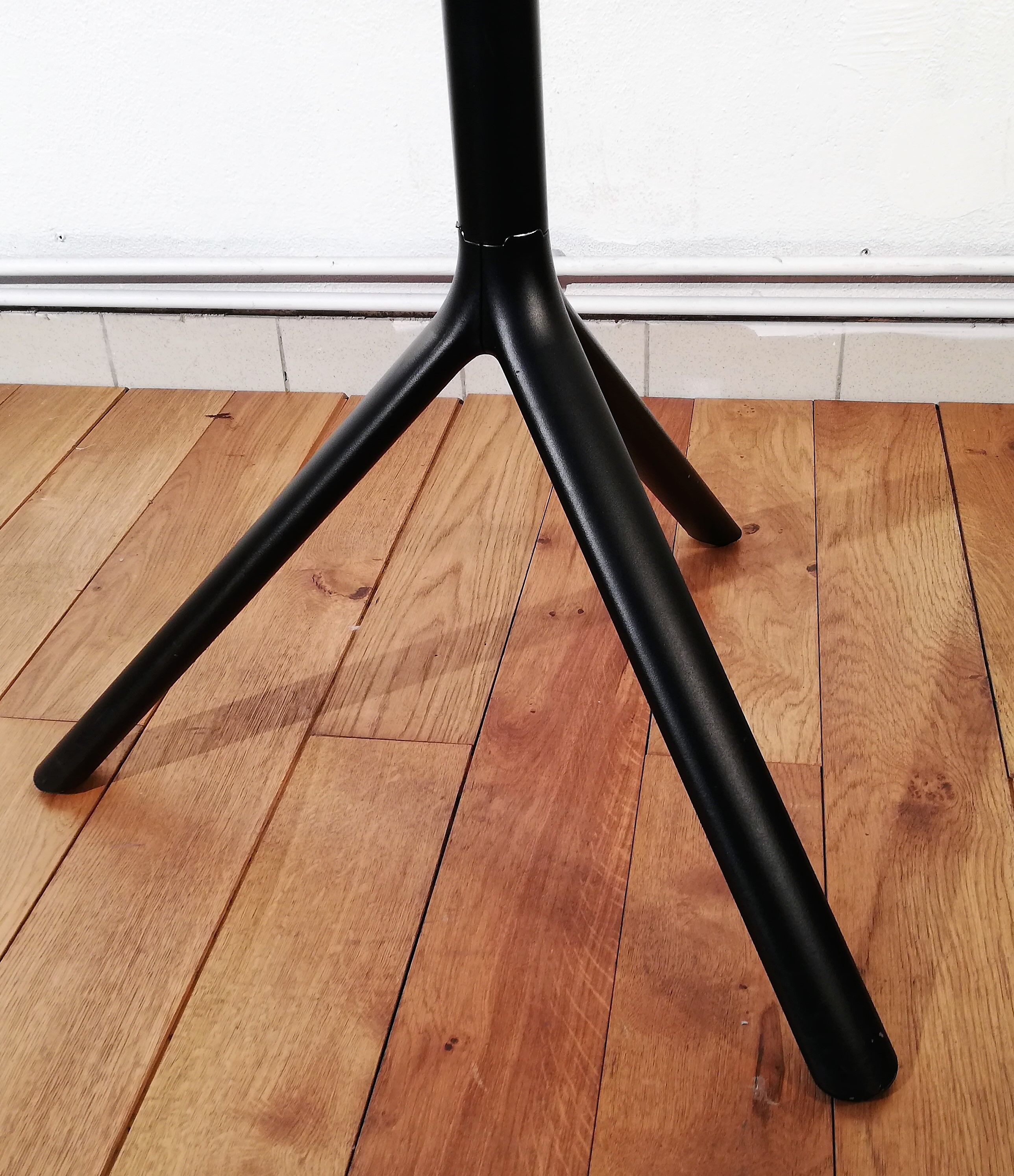 Miura Plank High Table