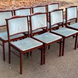 8 chaises scandinaves en teck massif et velours bleu des années 1960