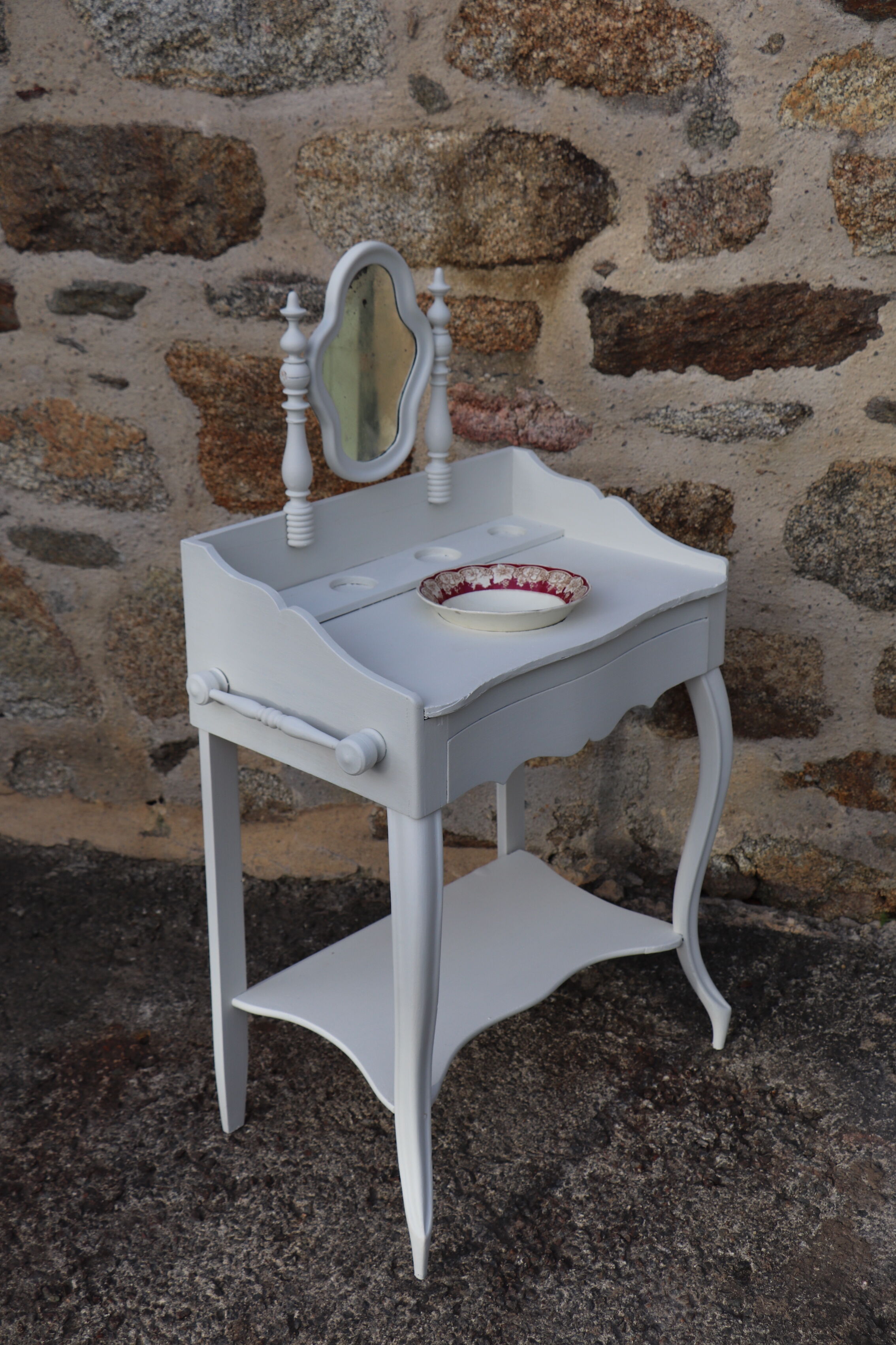 Children's-vintage toilet table