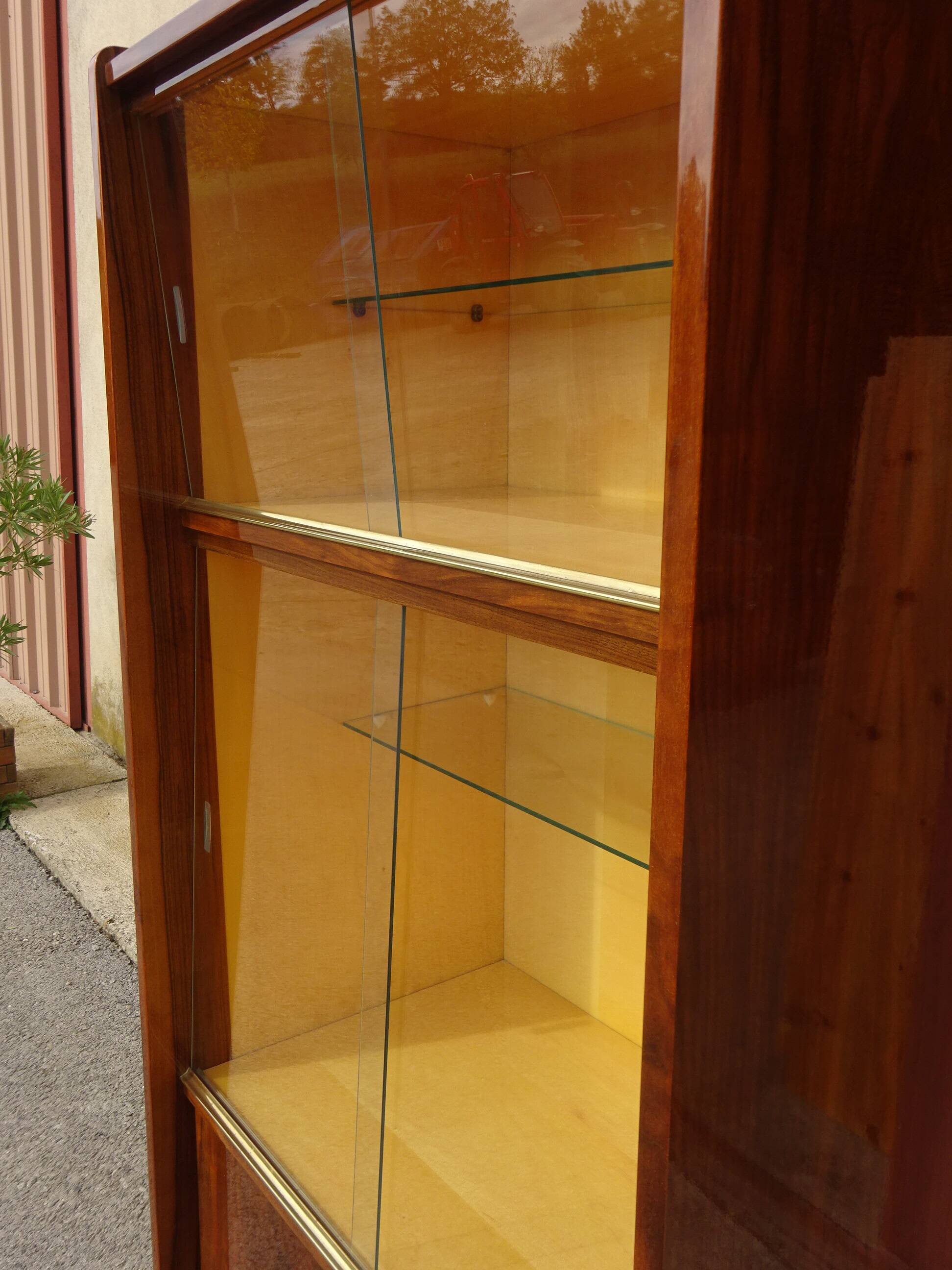 Vintage display cabinet Maison Capelle