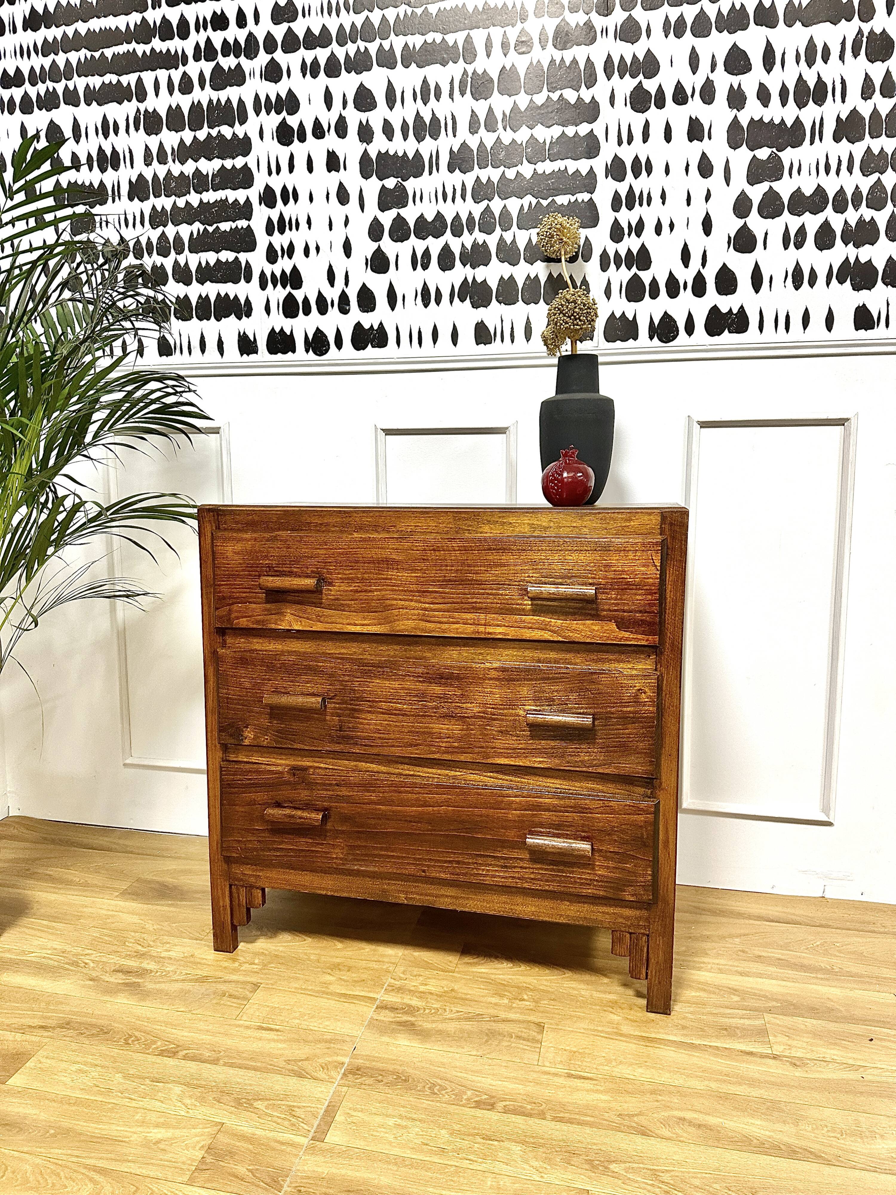 Commode vintage
