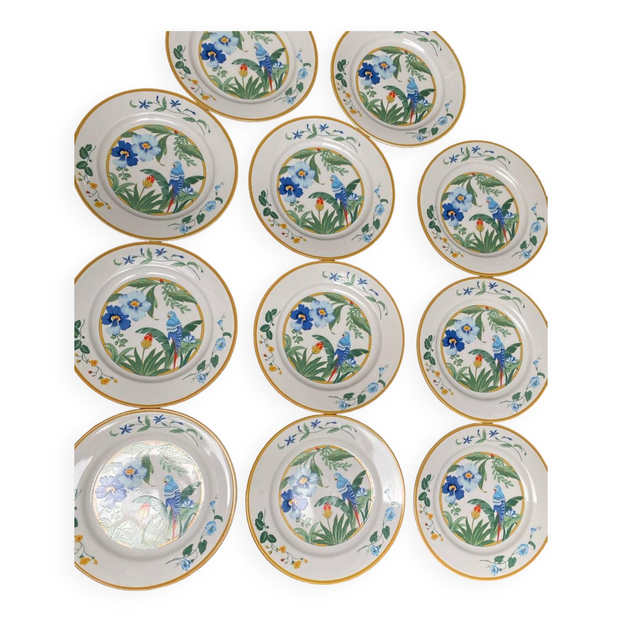 Vintage dinner plates