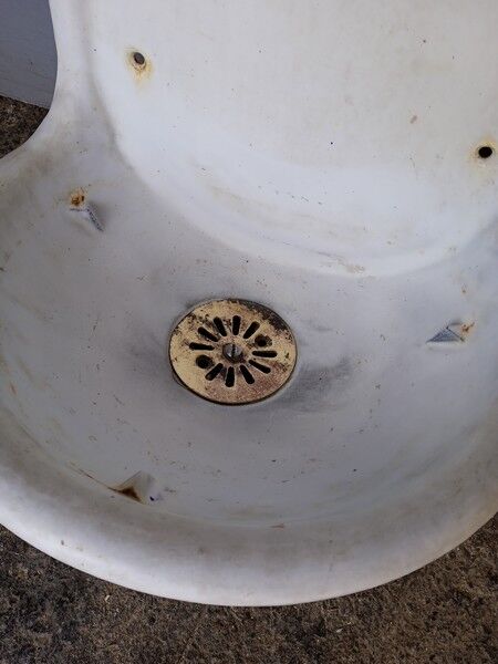 Water fountain, sink enamelled cast iron sink, ep 1950