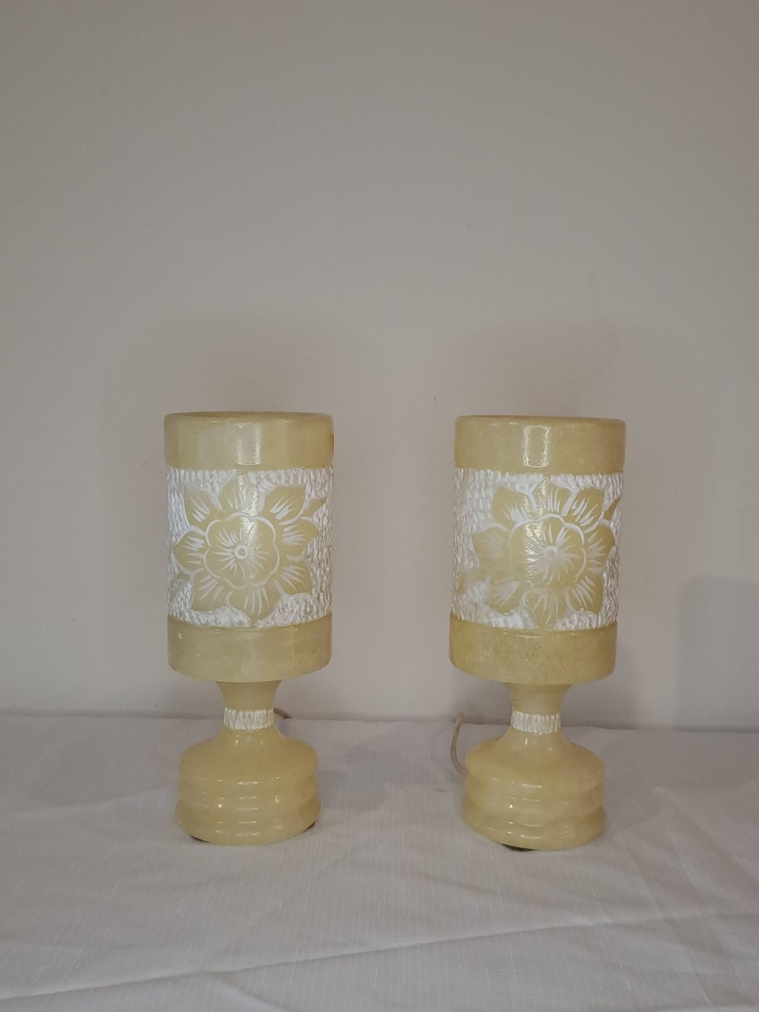 Pair of Vintage Carved Alabaster Lamps – Floral Elegance & Golden Light
