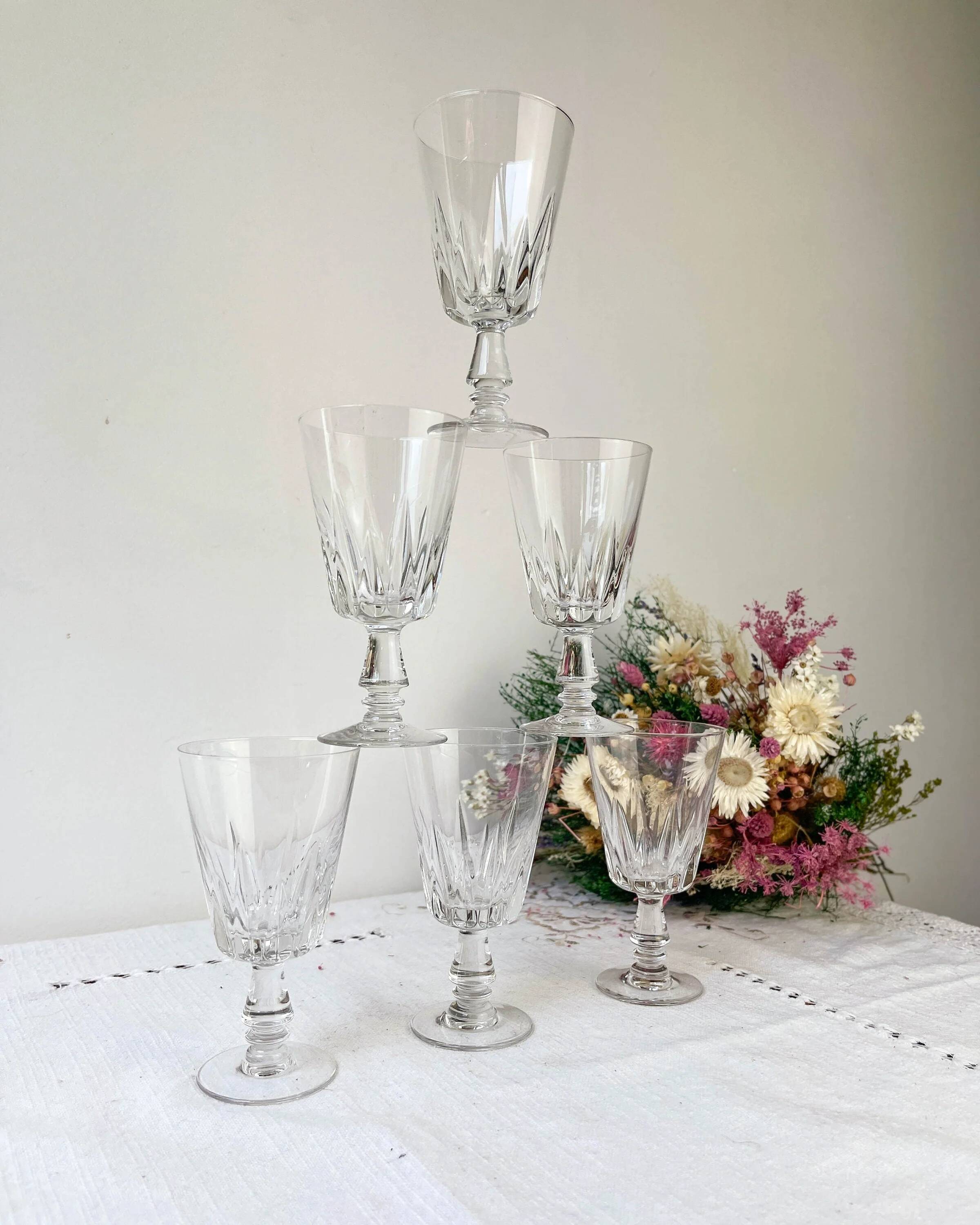 6 vintage white wine glasses