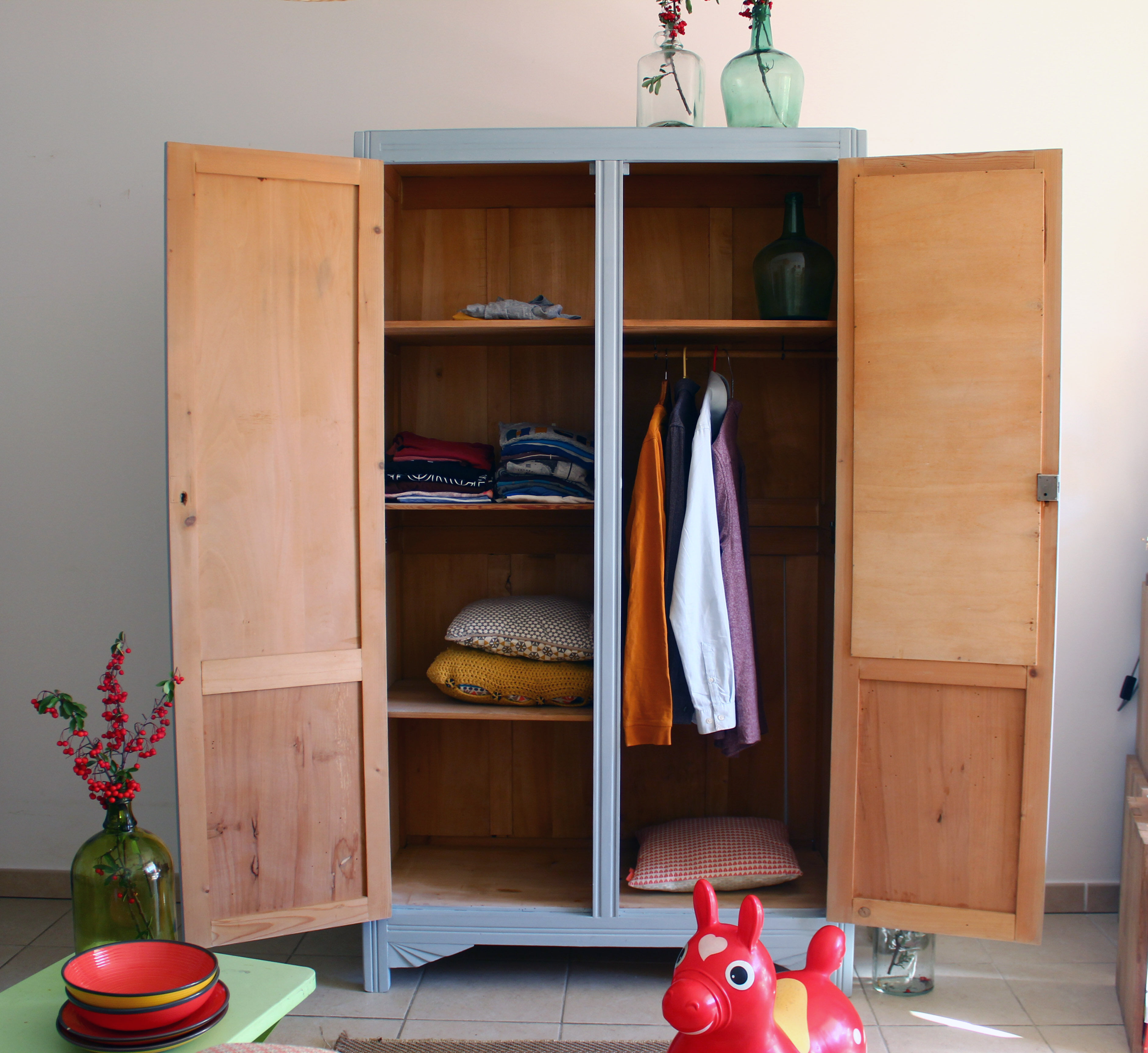 Parisian wardrobe year 60