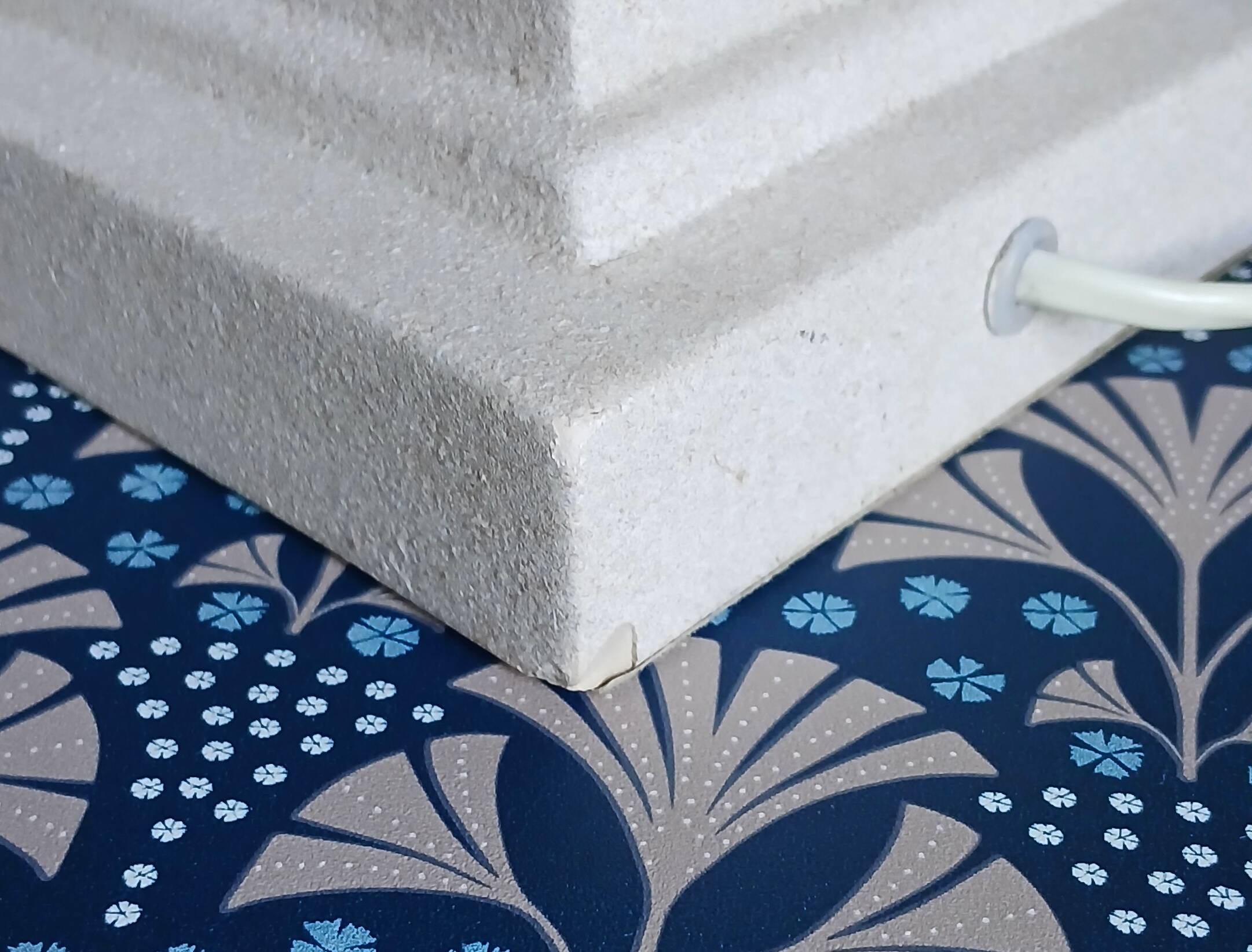 Obelisk lamp with stone effect & deep blue-grey shade, circa 1980.