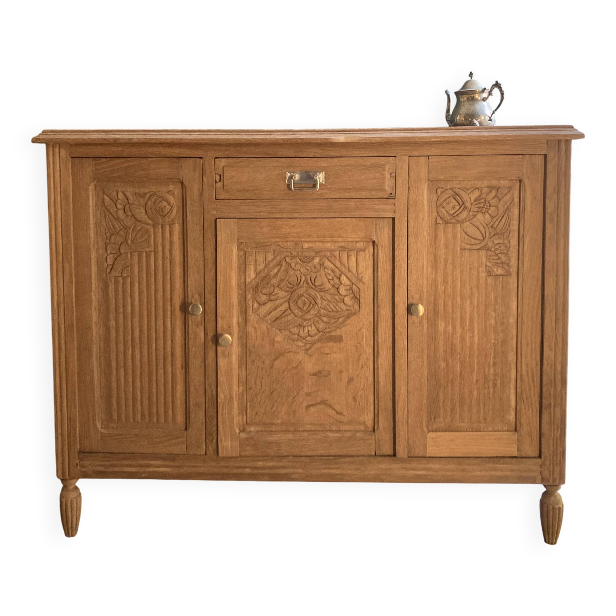 Three-door buffet