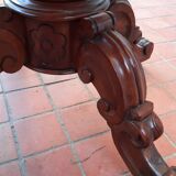 Violin table