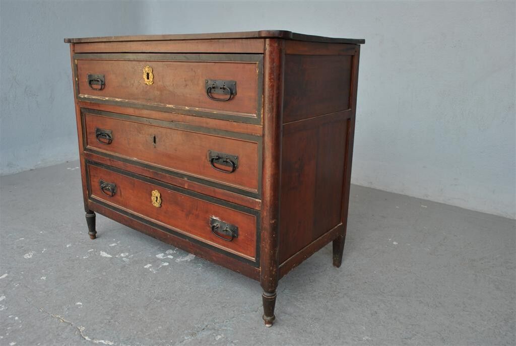 Dresser of epoch Louis XVI Walnut