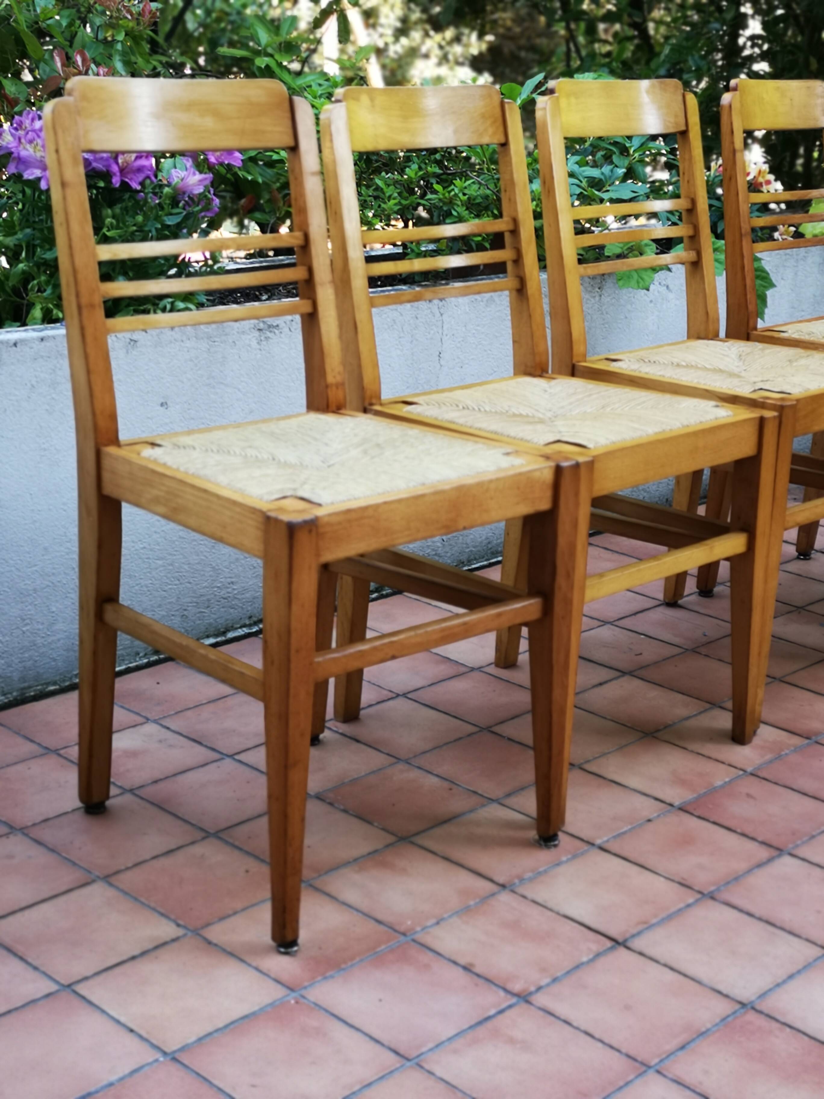 Set of 8 chairs reconstruction