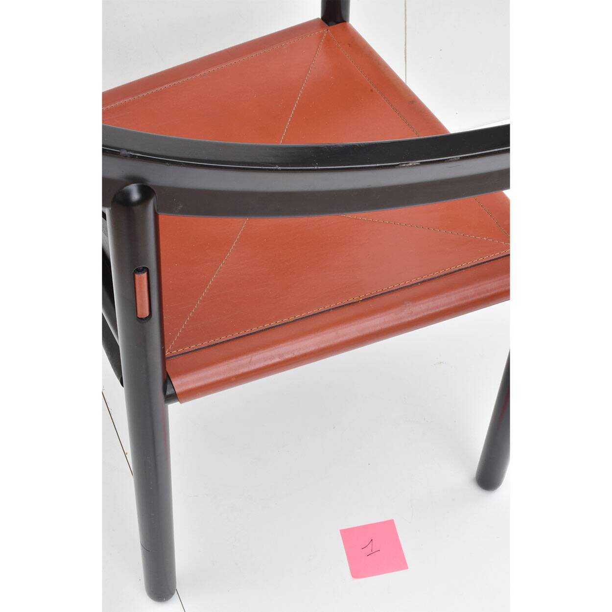 Set of 6 model 905 chairs by Vico Magistretti