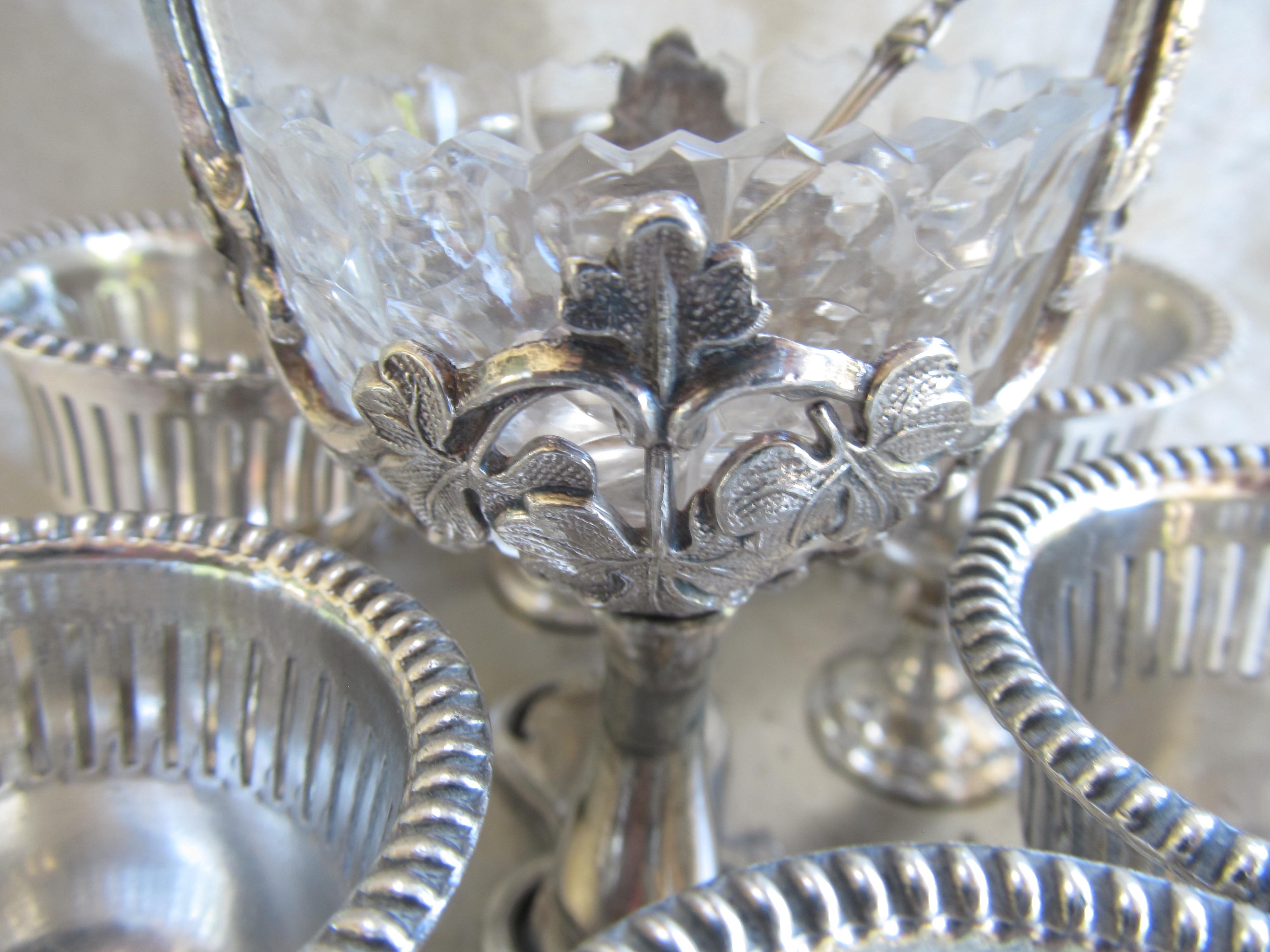 Egg bowl old egg service silver metal 6 shells display salt shaker