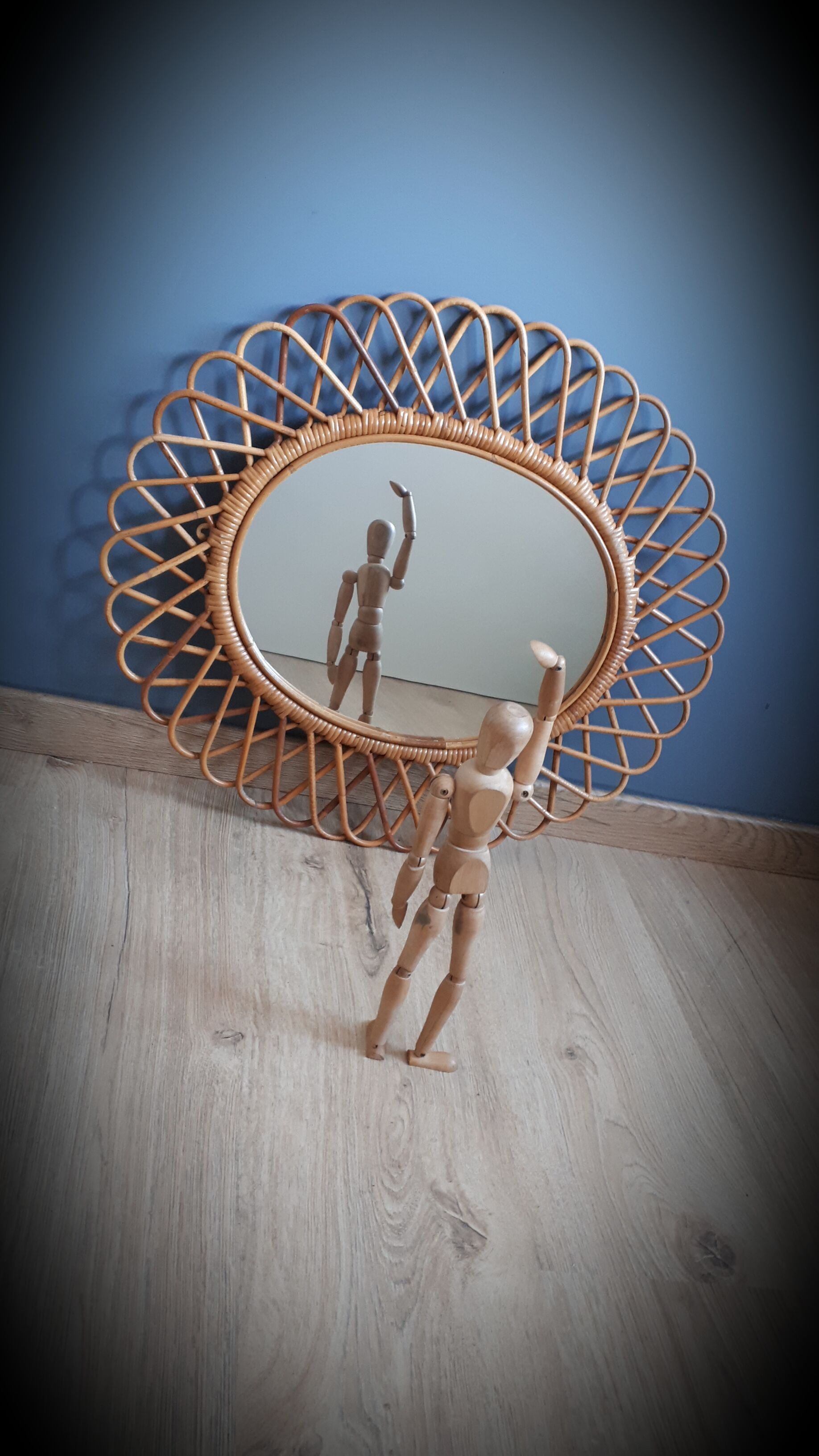 Old rattan oval mirror 58x50cm