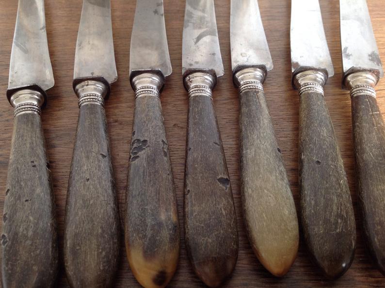 7 old knives "Paris"
