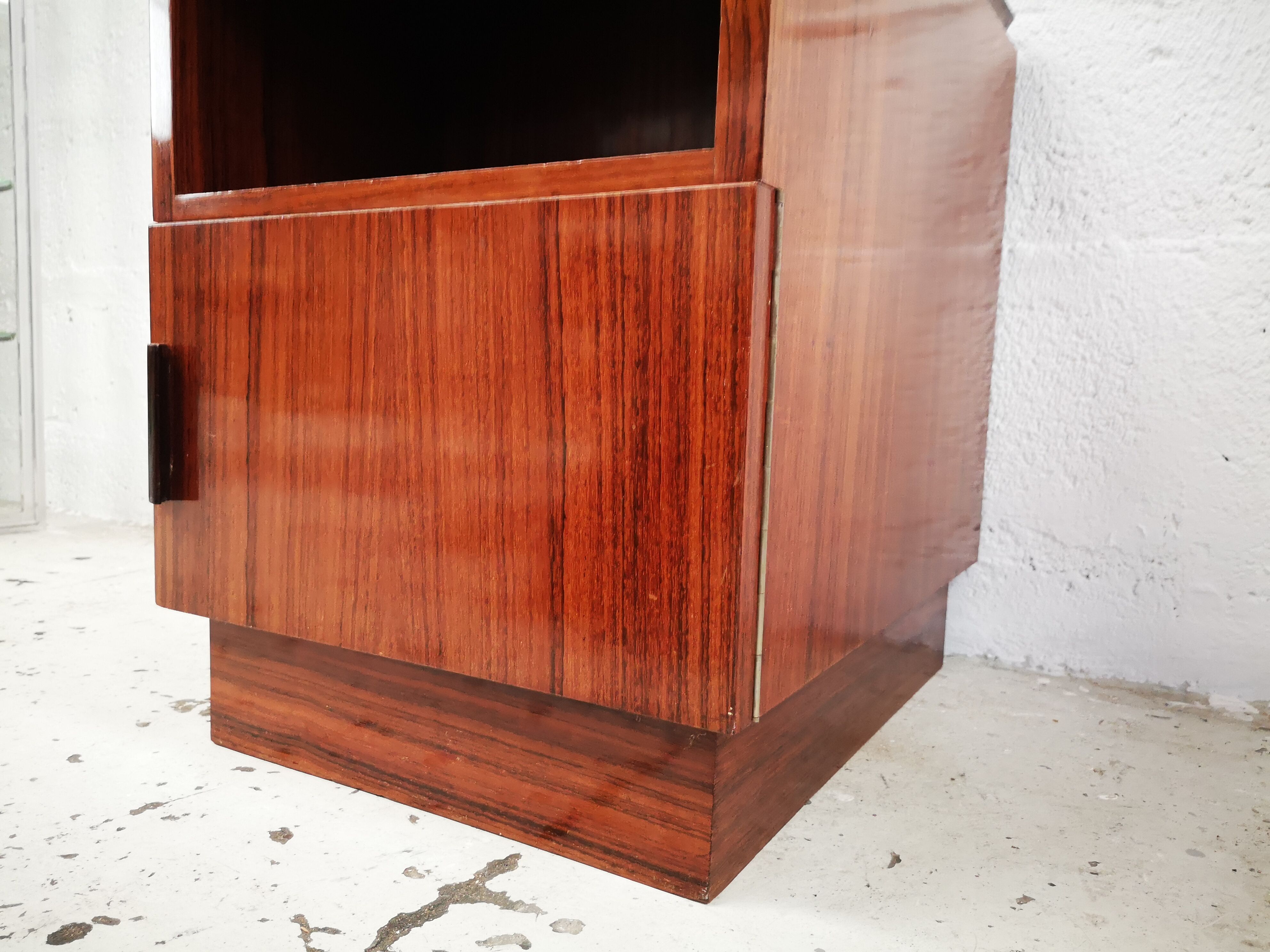 Bedside table annees 30