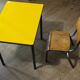 Table et chaise d’école petite enfance vintage