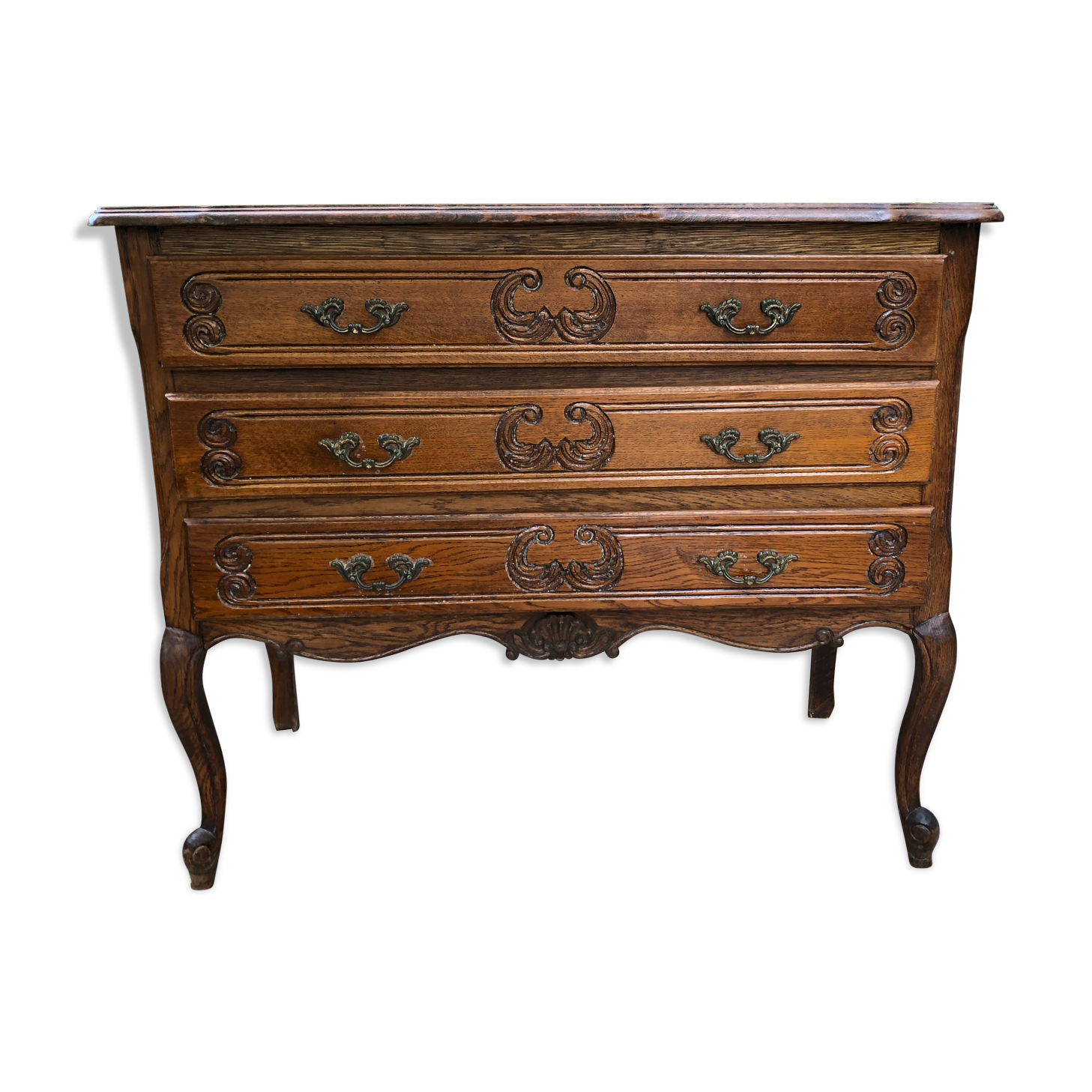 Dresser three drawers