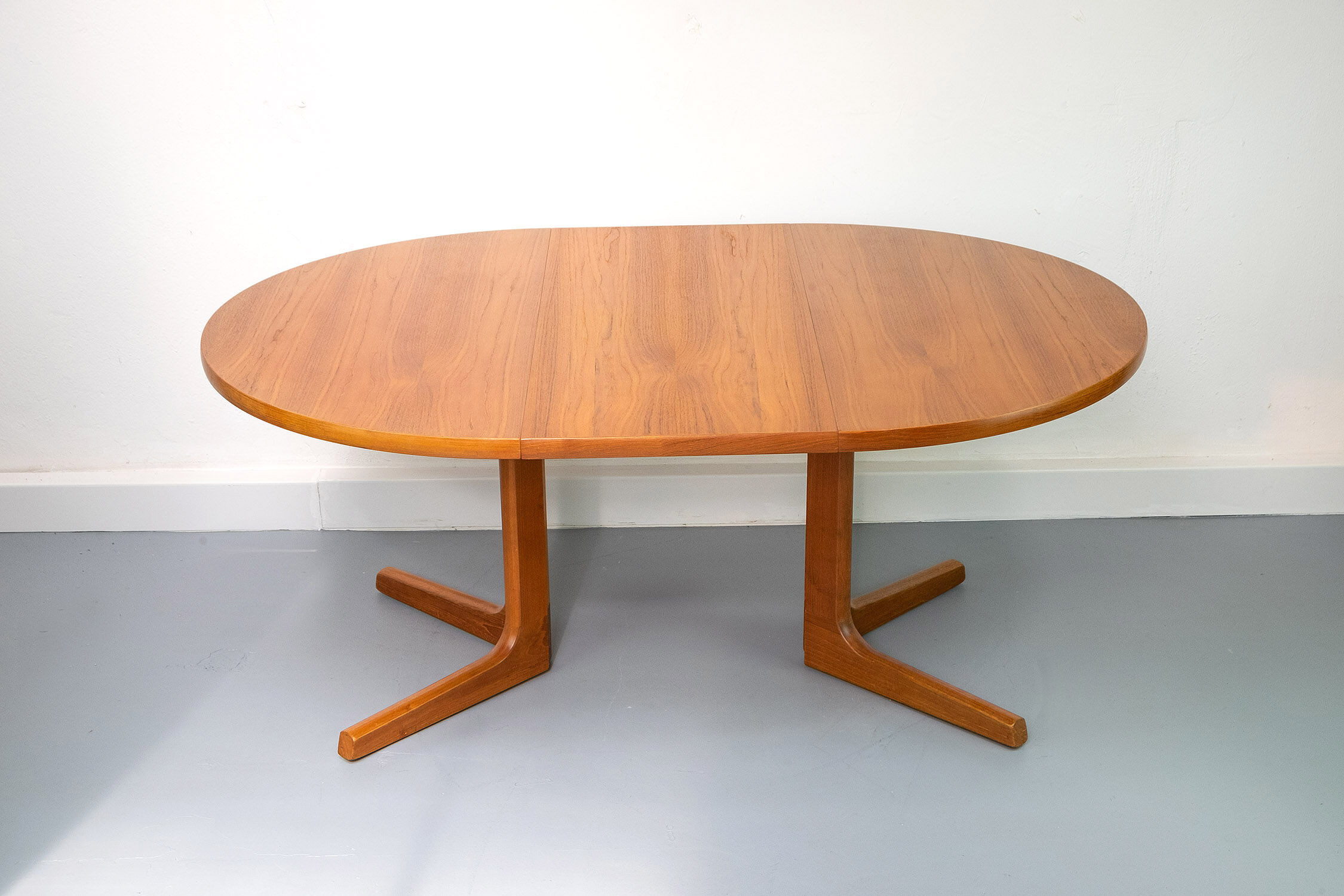 Round Danish Teak Dining Table, 1960s