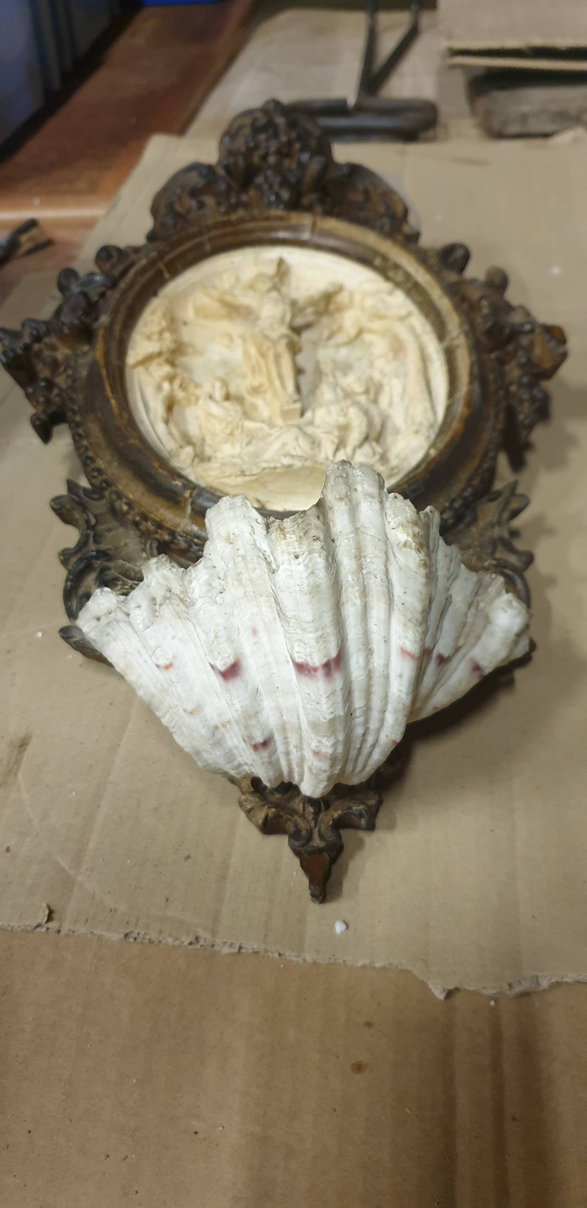 Small Holy Water Font / Stations of the Cross in Wood and Plaster - early 19th century