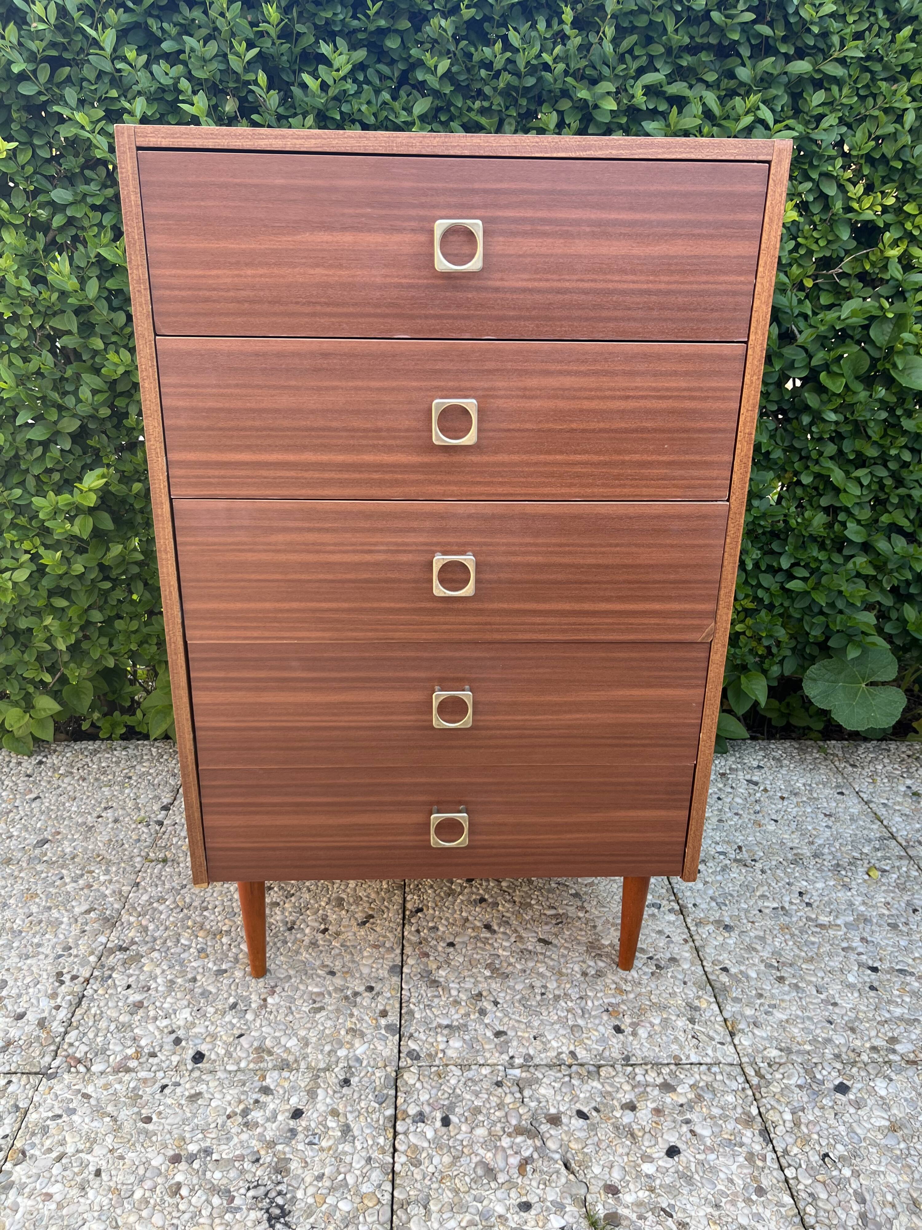 Vintage chest of drawers bobbin feet