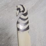 Coupe-papier en os