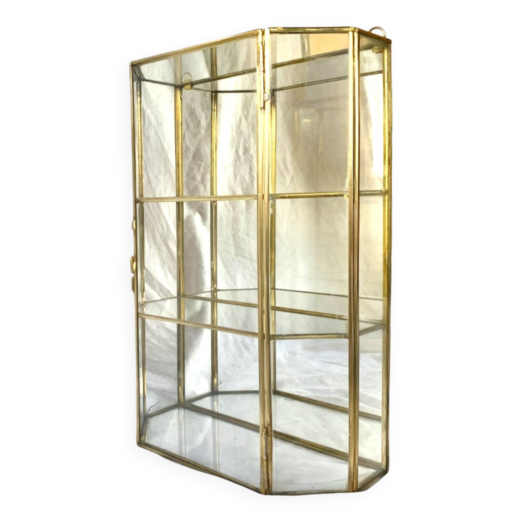 Small vintage display case in clear glass, mirrored glass and brass