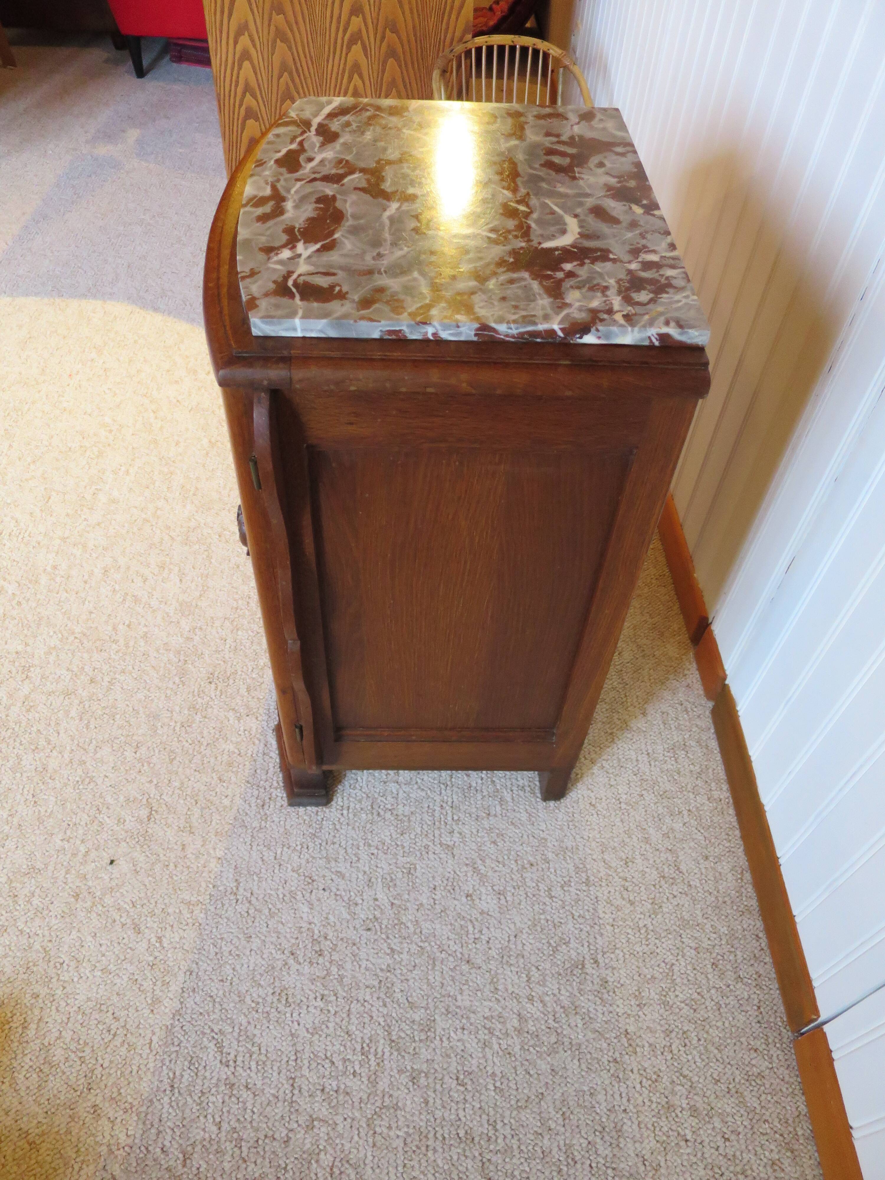 Bedside table - occasional furniture - Art Deco - 1 door - 1930s