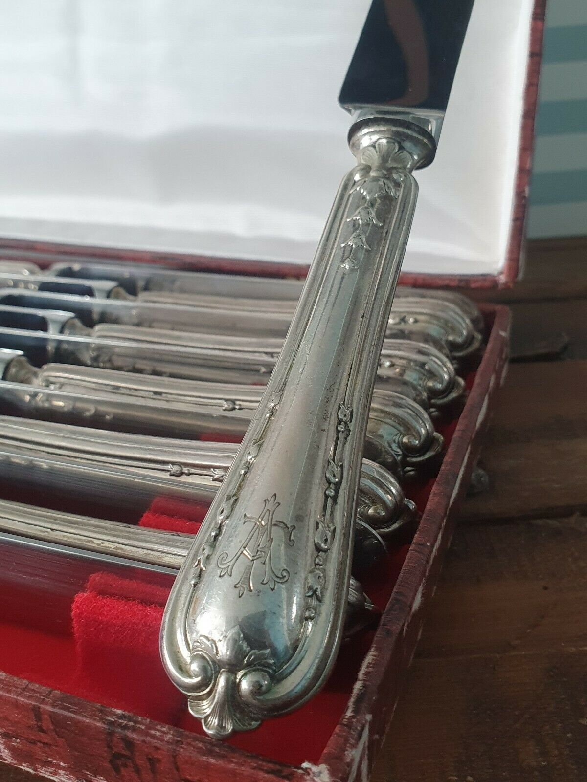 Lot of 12 silver knives stuffed 800 German monogram