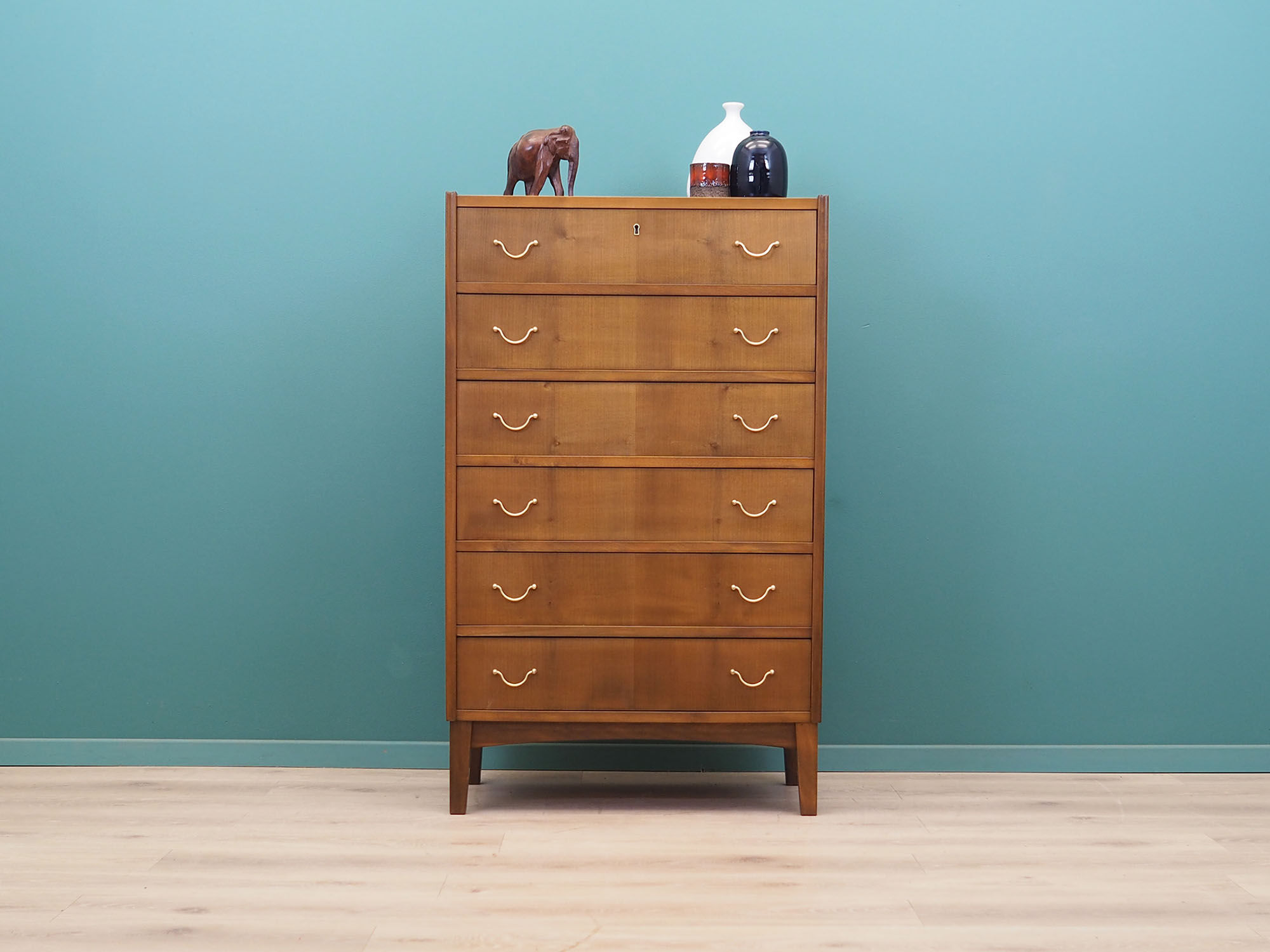 Walnut chest of drawers, Danish design, 60s, made in Denmark