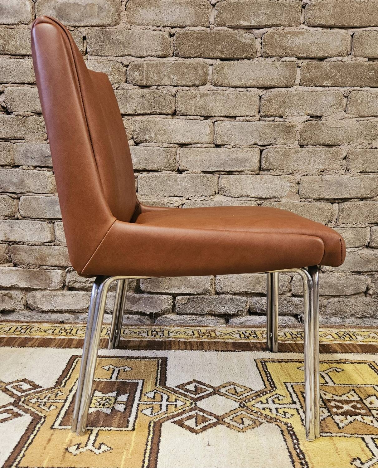 Fauteuil chauffeuse moderniste 1970