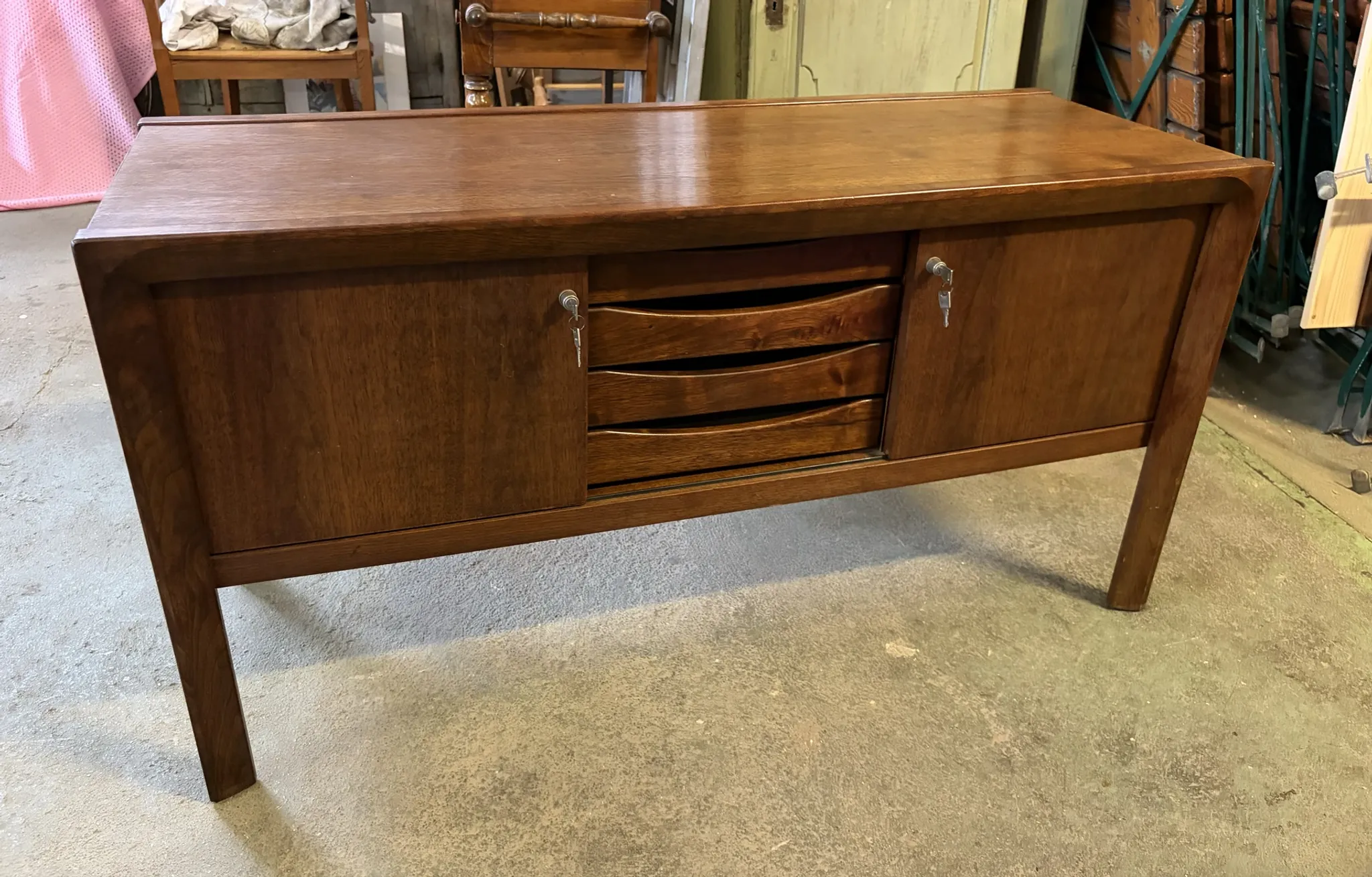 Enfilade en bois
