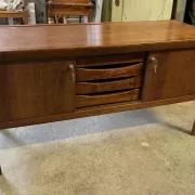 Enfilade en bois