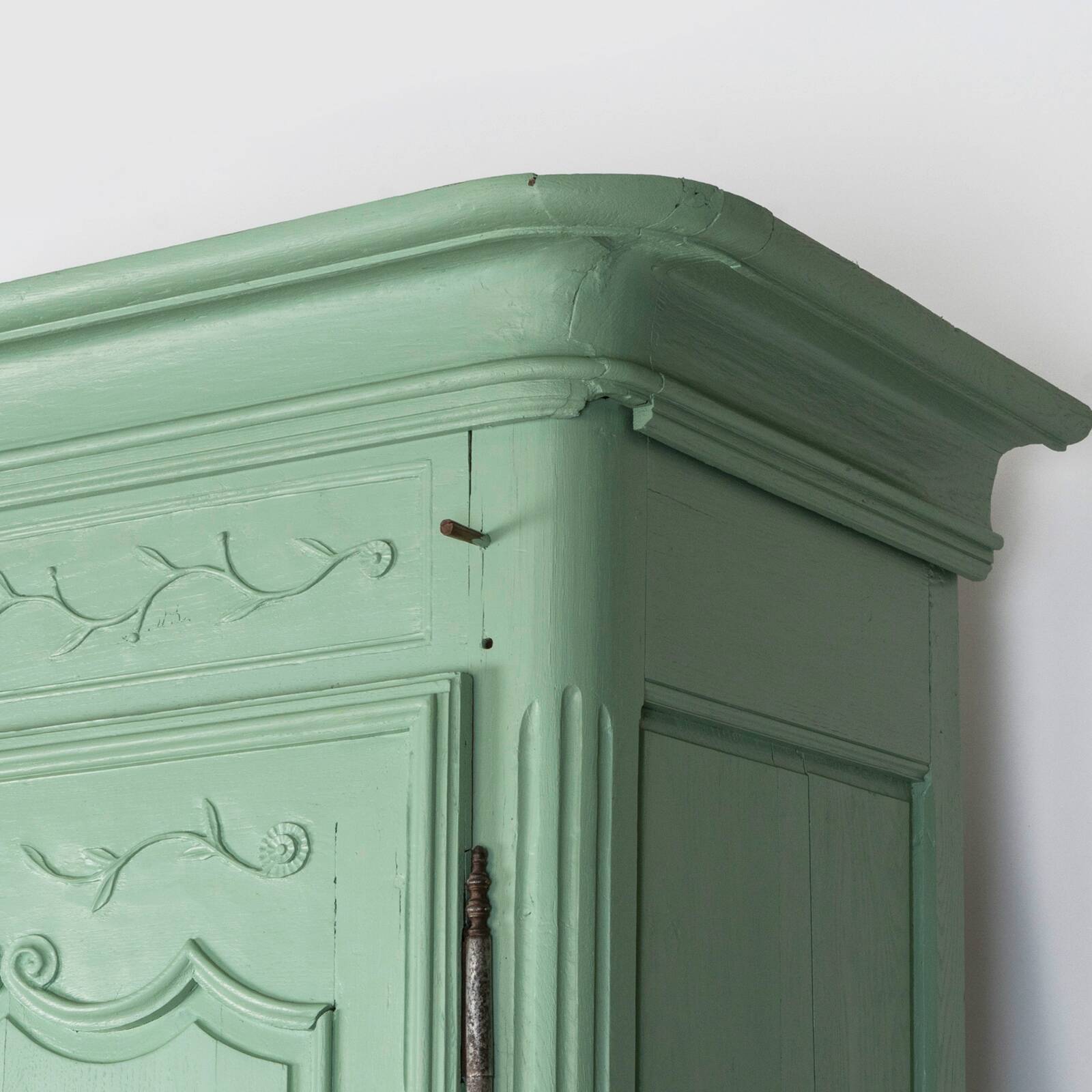 Armoire de mariage antique française vert doux