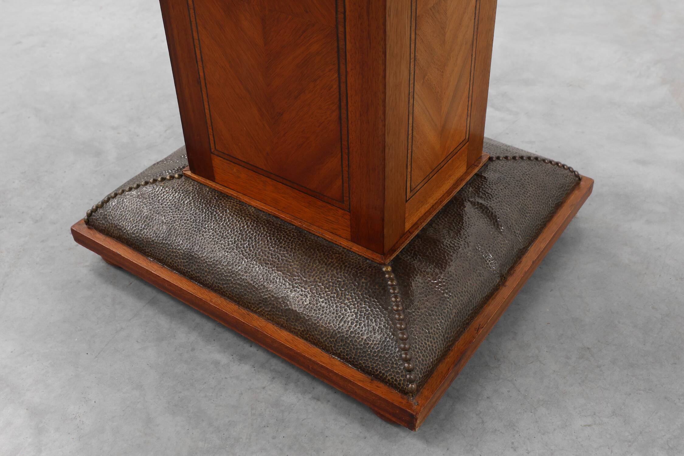 Oval Art Deco Side Table in Walnut with Marble Top by De Coene, Belgium